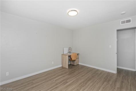 754 Hemlock Drive Euclid OH 44132
