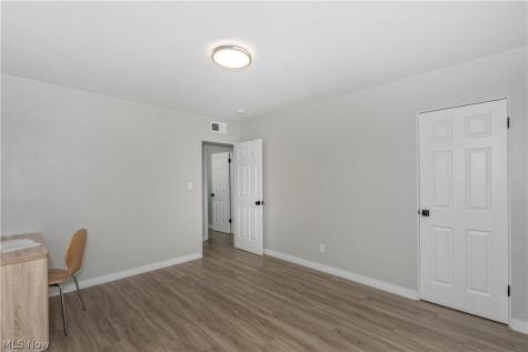 754 Hemlock Drive Euclid OH 44132