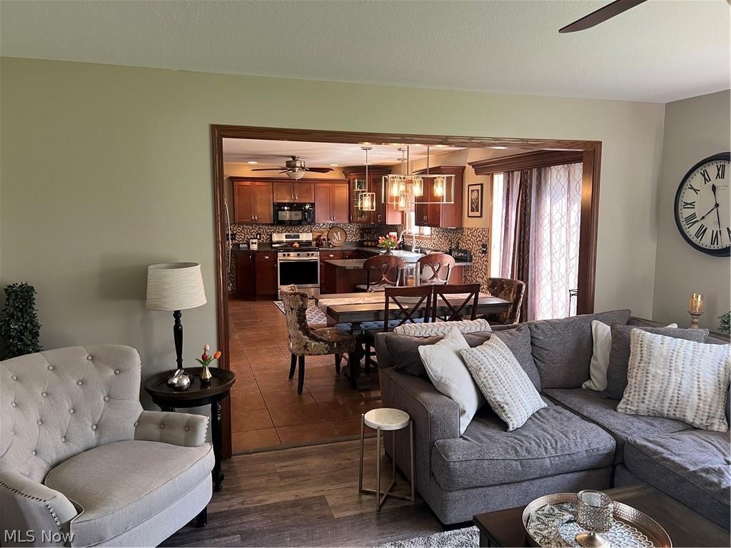 10520 Carrousel Woods Drive New Middletown OH 44442