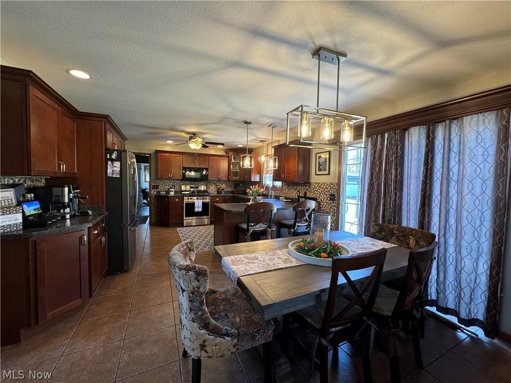 10520 Carrousel Woods Drive New Middletown OH 44442