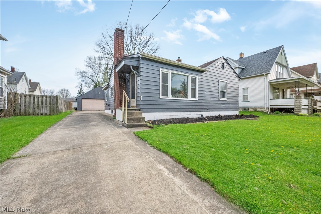 34 Helen Avenue Niles OH 44446