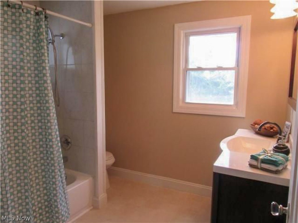 1326 24th Street NE Canton OH 44714