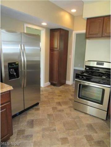 1326 24th Street NE Canton OH 44714