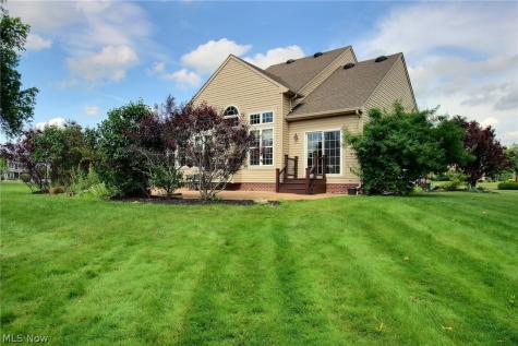 14 Yorkshire Drive Aurora OH 44202