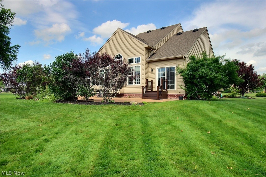 14 Yorkshire Drive Aurora OH 44202