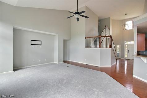 14 Yorkshire Drive Aurora OH 44202