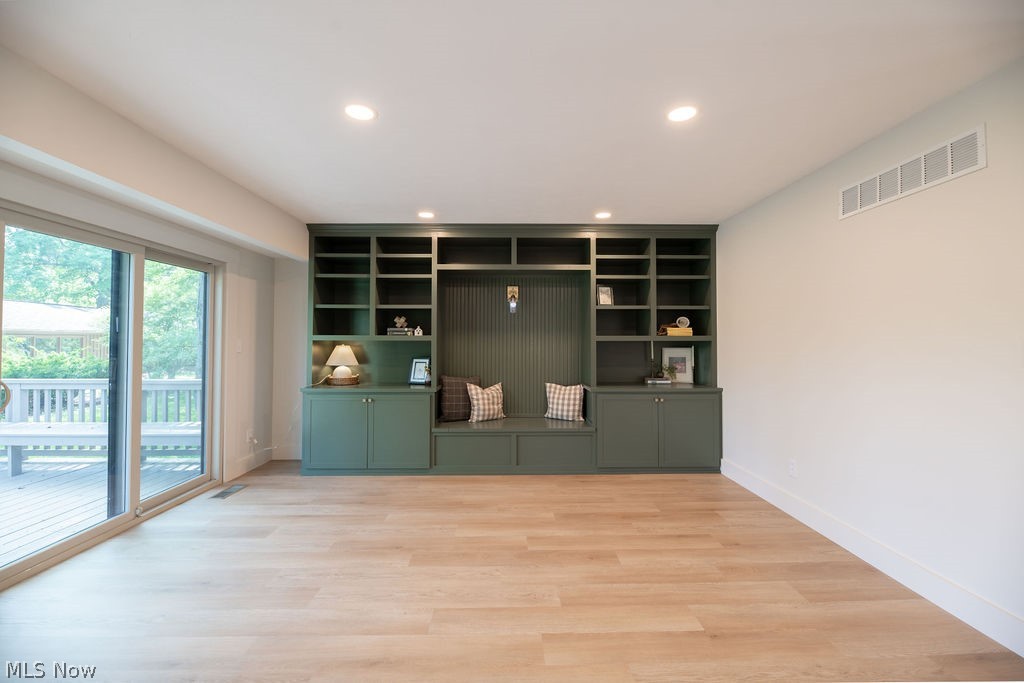 831 Brandon Circle Aurora OH 44202