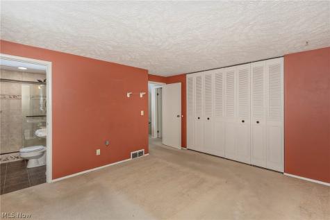 9090 Aileen Drive Mentor OH 44060