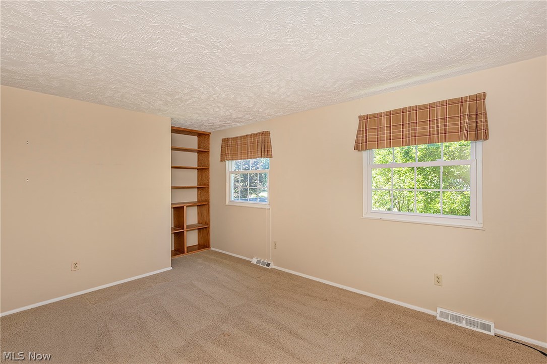 9090 Aileen Drive Mentor OH 44060