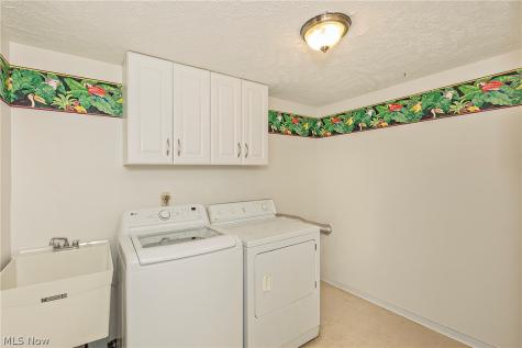 9090 Aileen Drive Mentor OH 44060