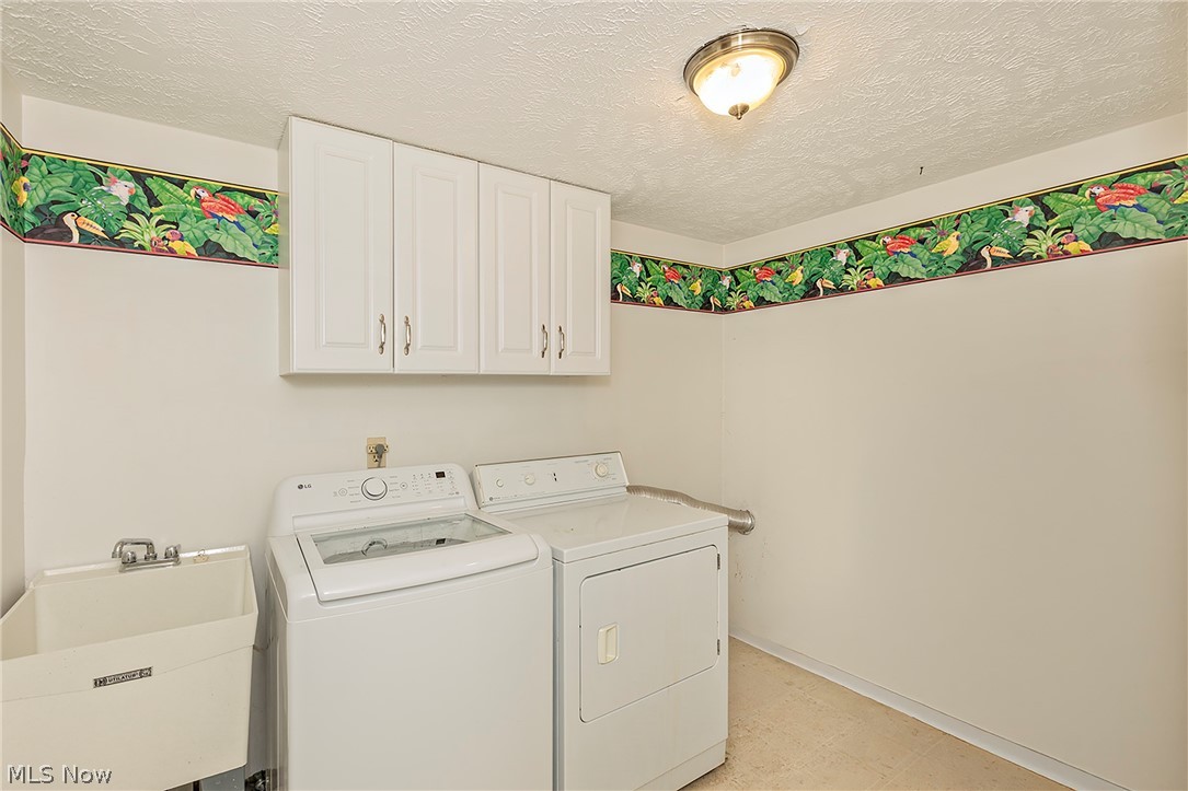 9090 Aileen Drive Mentor OH 44060