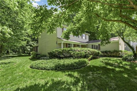 9090 Aileen Drive Mentor OH 44060