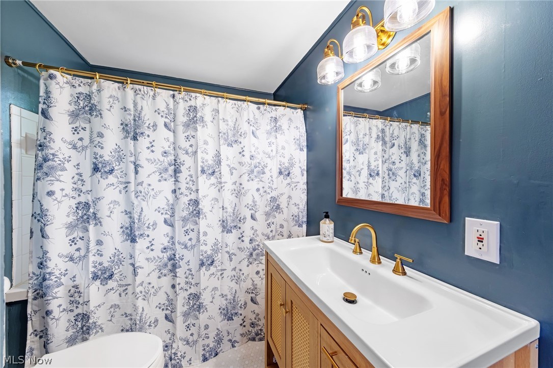 249 Liberty Street E East Canton OH 44730