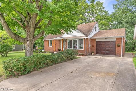 249 Liberty Street E East Canton OH 44730