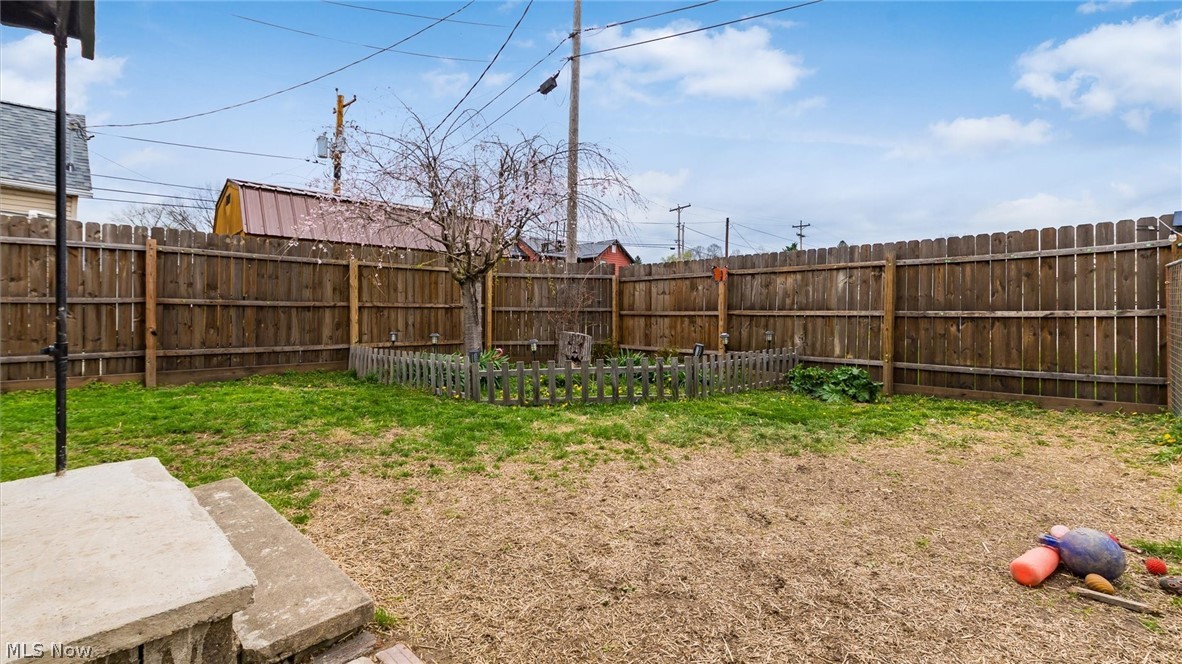 30 Spring Street Roseville OH 43777