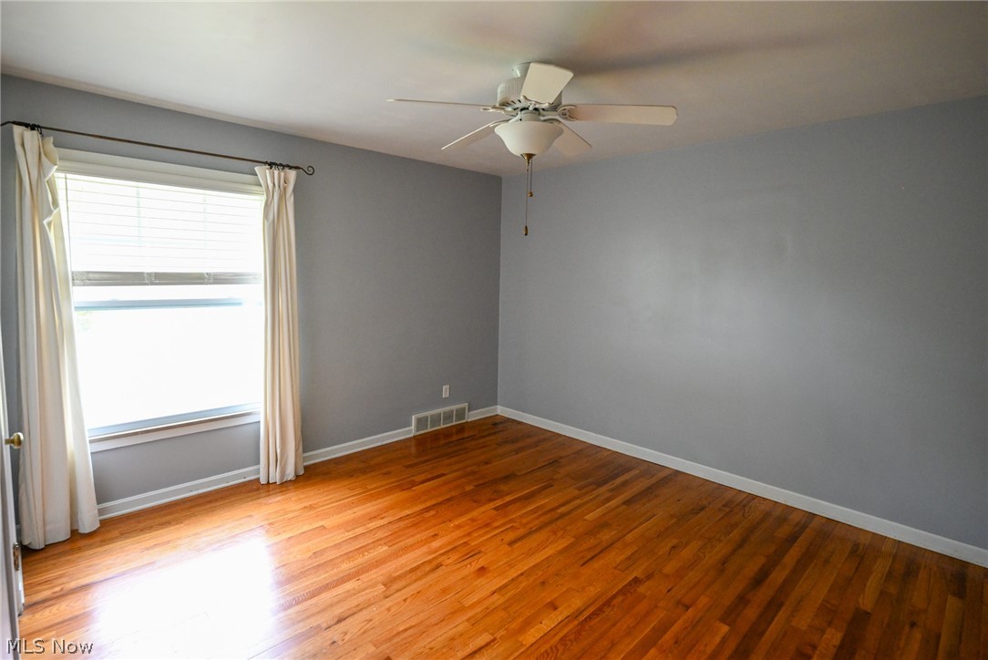 1313 Richmond Road Lyndhurst OH 44124
