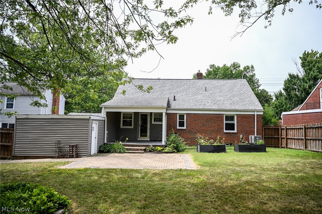 1313 Richmond Road Lyndhurst OH 44124