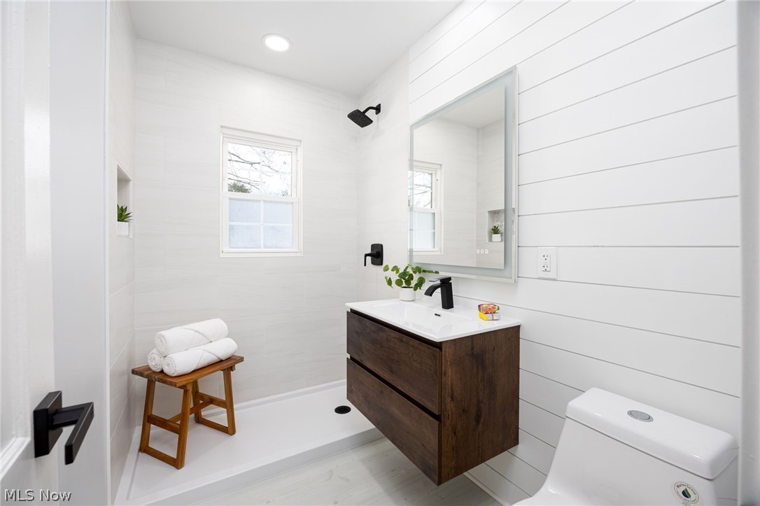 1971 Tudor Street Cuyahoga Falls OH 44221