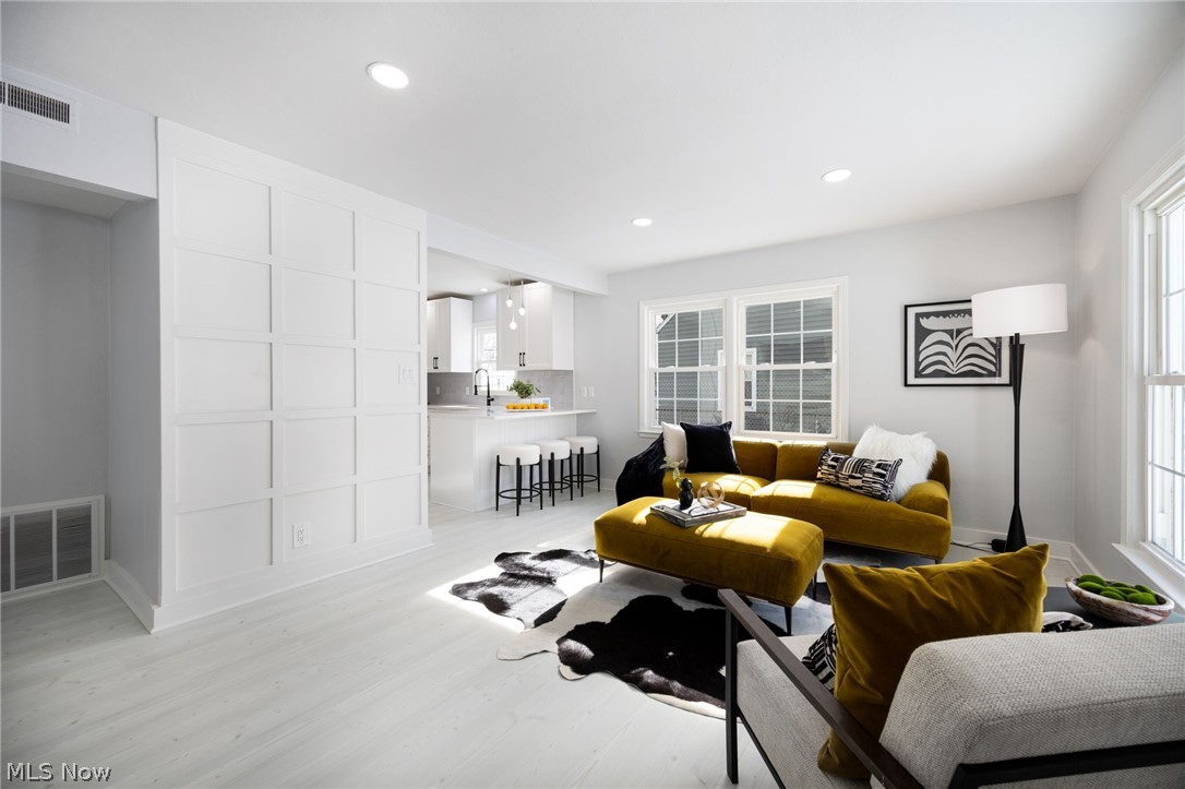 1971 Tudor Street Cuyahoga Falls OH 44221