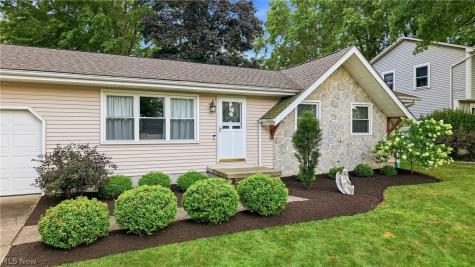 6955 Colleen Drive Youngstown OH 44512
