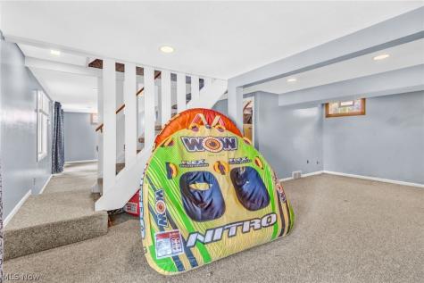 426 E Mohawk Drive Malvern OH 44644