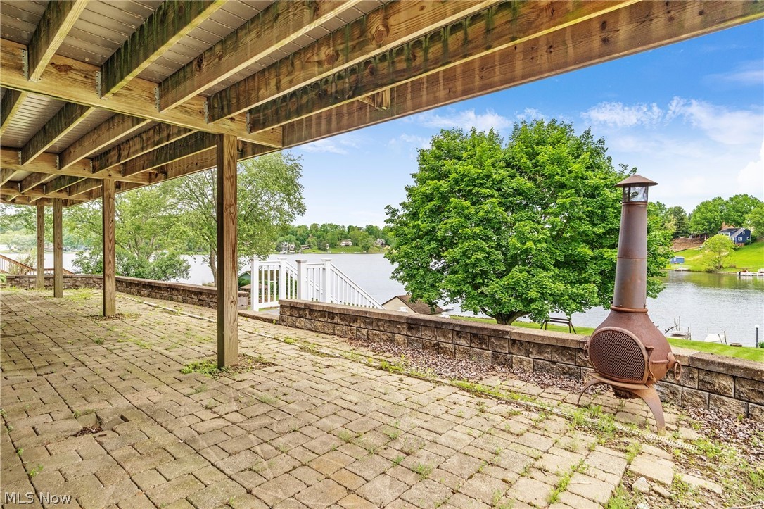 426 E Mohawk Drive Malvern OH 44644