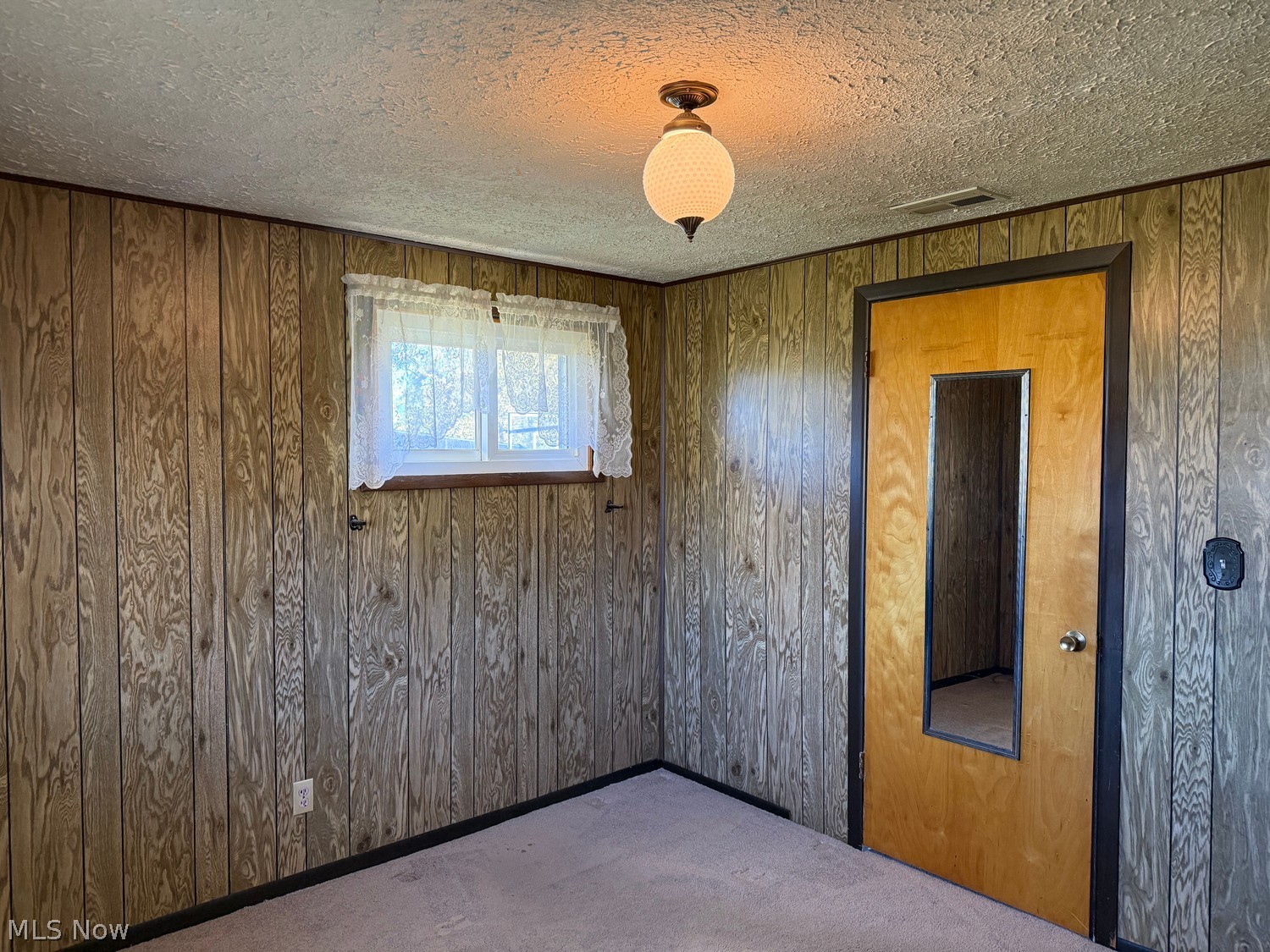 9197 Lakeside Drive Streetsboro OH 44241