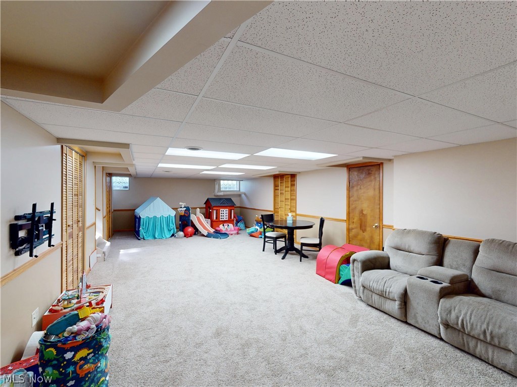 2068 Green Road Madison OH 44057