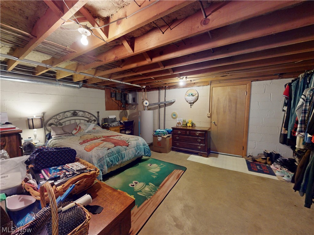 2068 Green Road Madison OH 44057