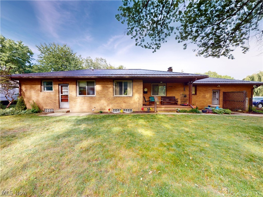 2068 Green Road Madison OH 44057
