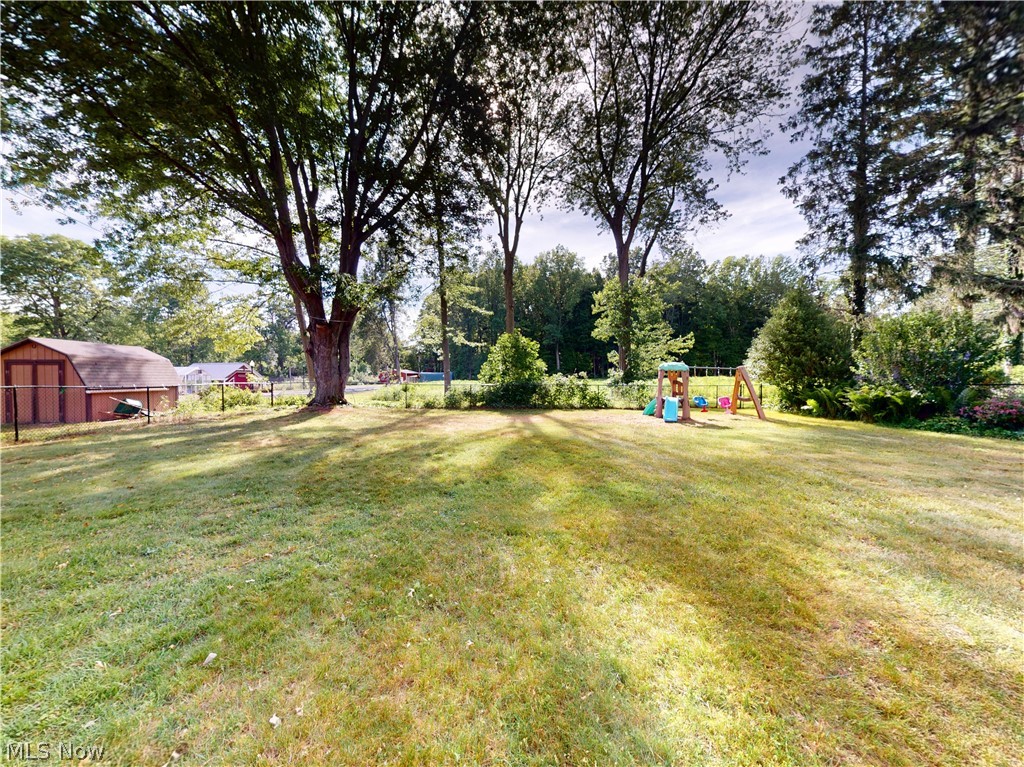 2068 Green Road Madison OH 44057