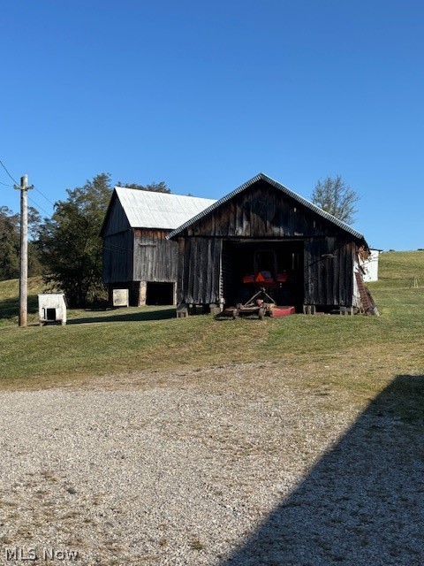 56485 Deep Run Road Martins Ferry OH 43935