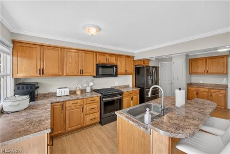 1211 Iroquois Avenue Mayfield Heights OH 44124