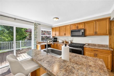 1211 Iroquois Avenue Mayfield Heights OH 44124