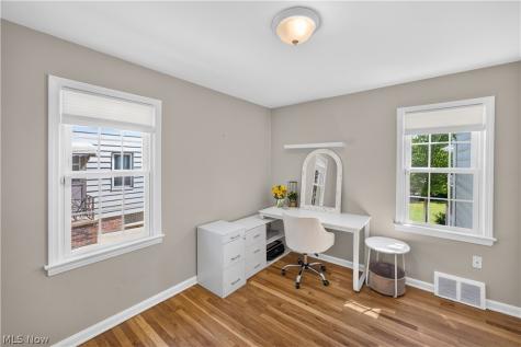 1211 Iroquois Avenue Mayfield Heights OH 44124