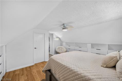 1211 Iroquois Avenue Mayfield Heights OH 44124