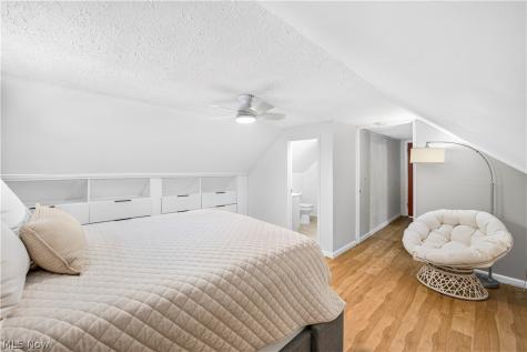 1211 Iroquois Avenue Mayfield Heights OH 44124