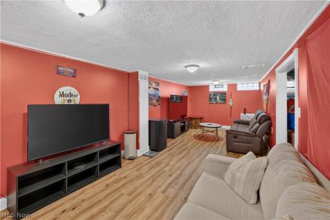 1211 Iroquois Avenue Mayfield Heights OH 44124