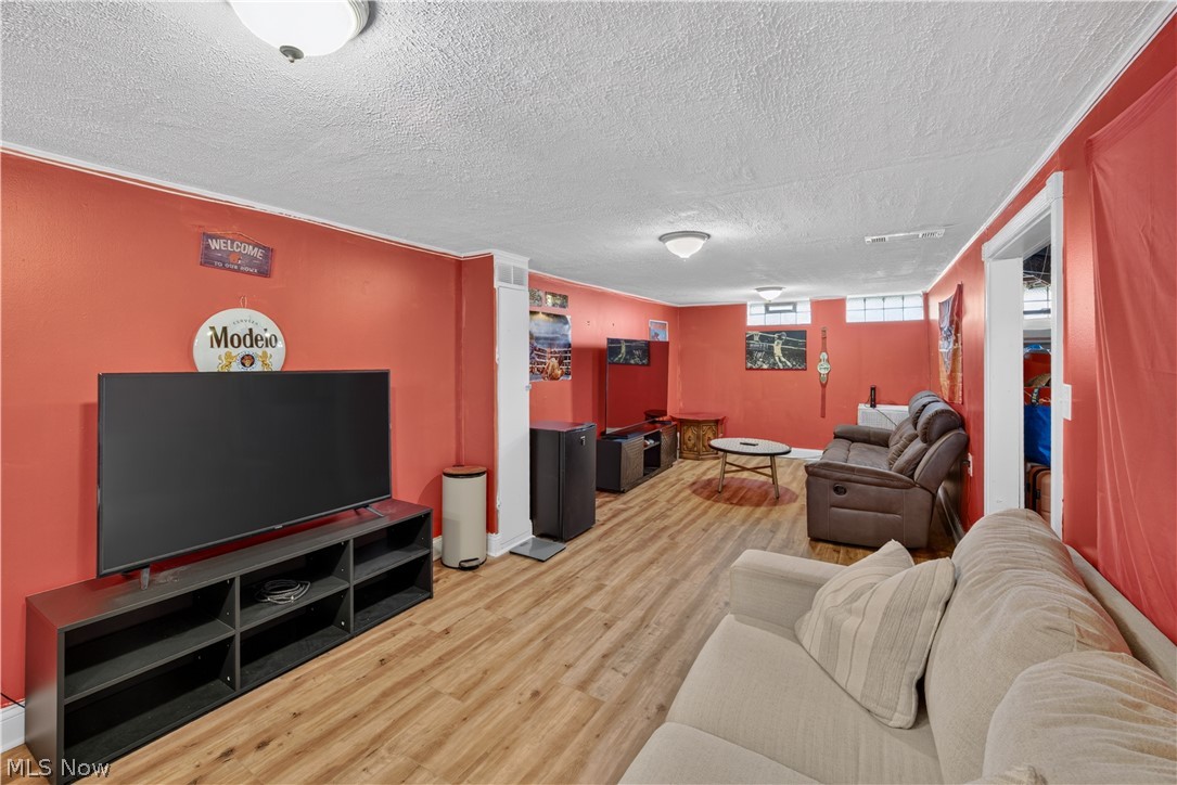 1211 Iroquois Avenue Mayfield Heights OH 44124