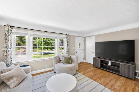 1211 Iroquois Avenue Mayfield Heights OH 44124