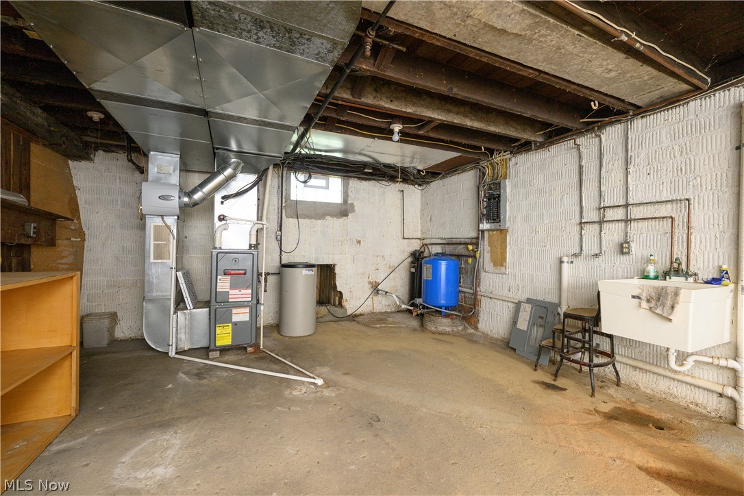 2984 Massillon Road Akron OH 44312