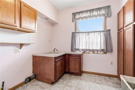 9990 Broadview Road Broadview Heights OH 44147