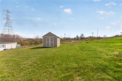 2448 Kermit Avenue Akron OH 44305