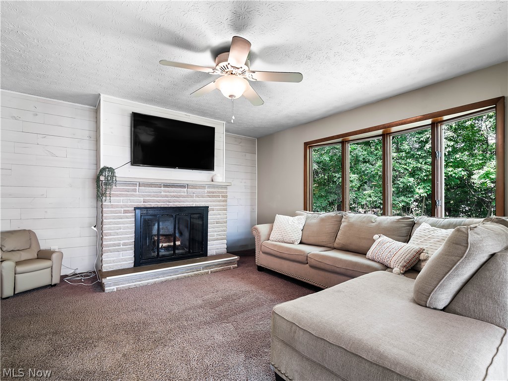 3196 9th Street Cuyahoga Falls OH 44221