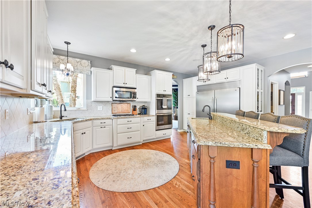 457 Cedarwood Road Avon Lake OH 44012