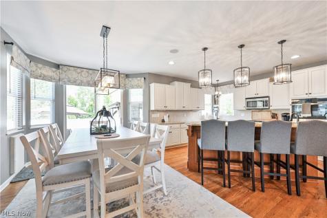 457 Cedarwood Road Avon Lake OH 44012