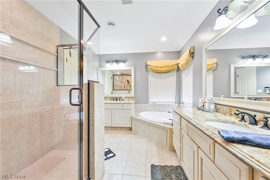 457 Cedarwood Road Avon Lake OH 44012