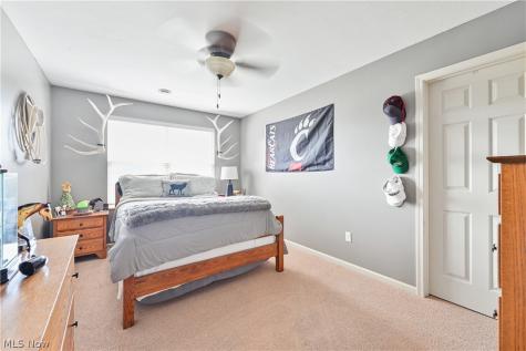 457 Cedarwood Road Avon Lake OH 44012