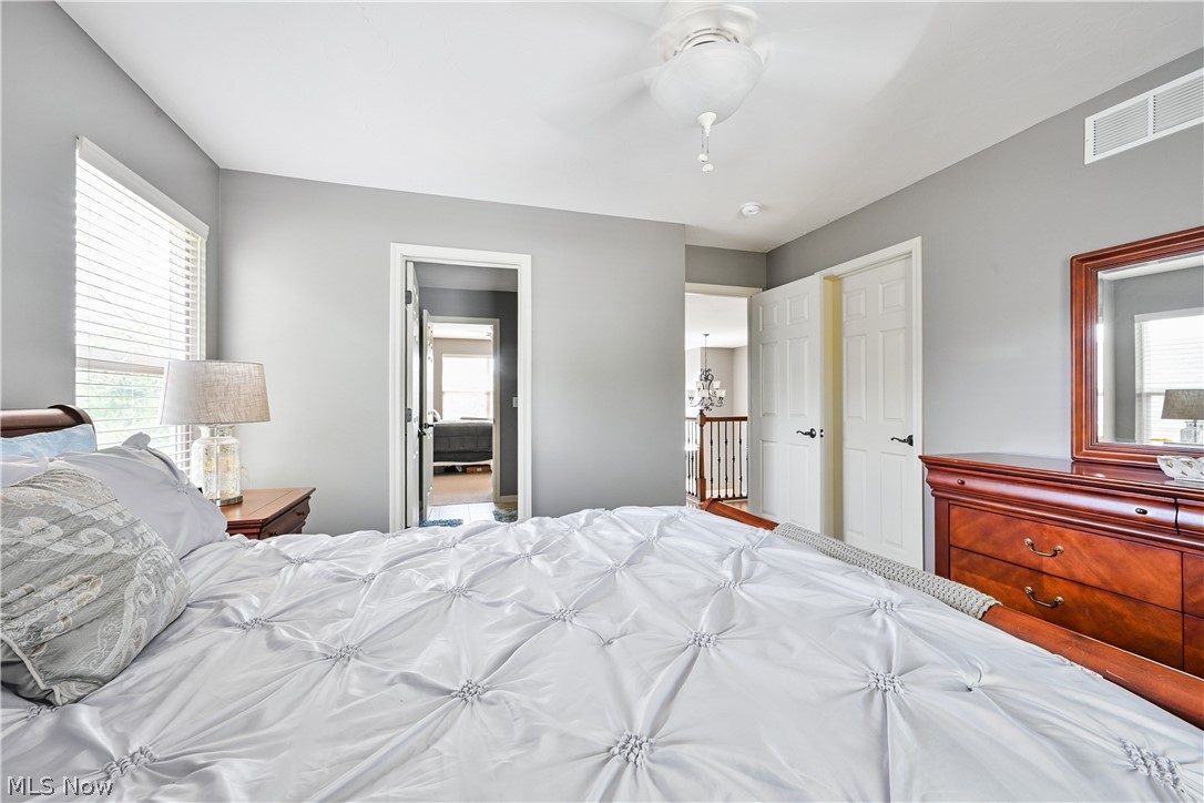 457 Cedarwood Road Avon Lake OH 44012
