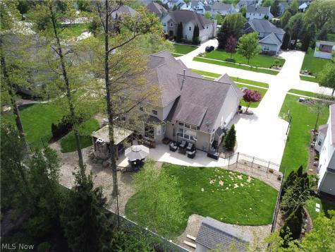 457 Cedarwood Road Avon Lake OH 44012